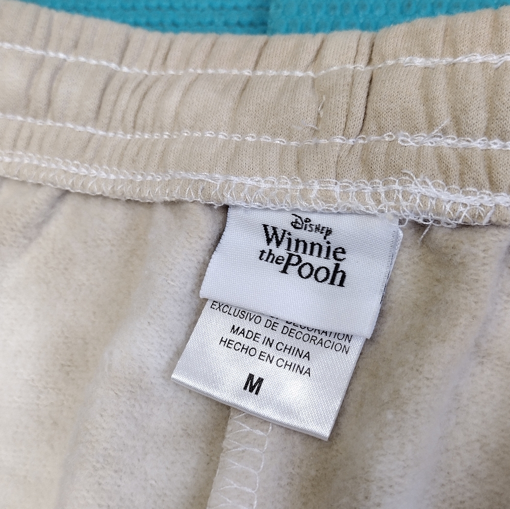 NWT Disney Womens Winnie The Pooh Piglet Embroidered Tie Dye Shorts Size M - Picture 6 of 8